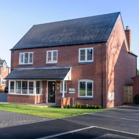 The Hawthorne Sharnford 216